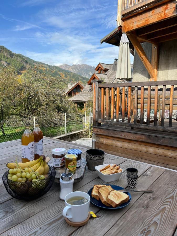 Bel Appartement 8 Personnes A Saint Chaffrey Exterior photo